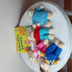 Bundle of Berenstain Bears Plush Dolls and Book